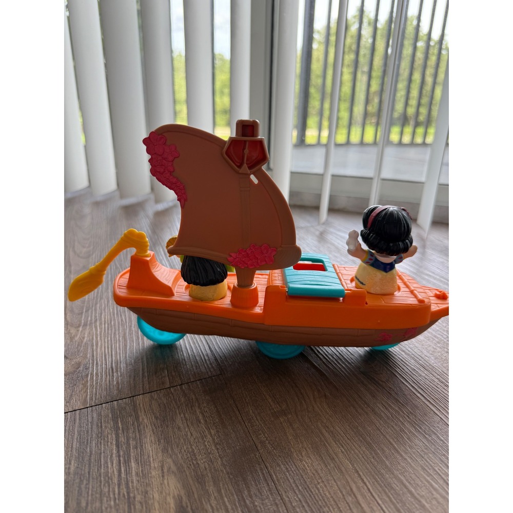 Fisher-Price Little People Disney Princess Parade Snow WhiteMulan Boat Toy Float - Picture 4 of 6
